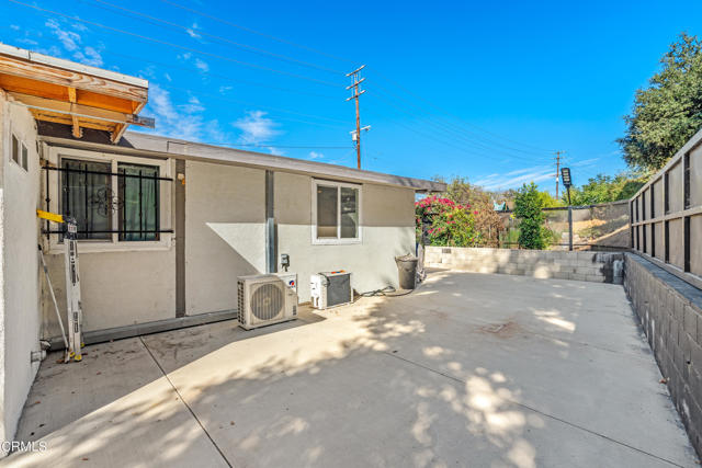 Detail Gallery Image 77 of 98 For 9850 Wentworth St, Los Angeles,  CA 91040 - 2 Beds | 2 Baths