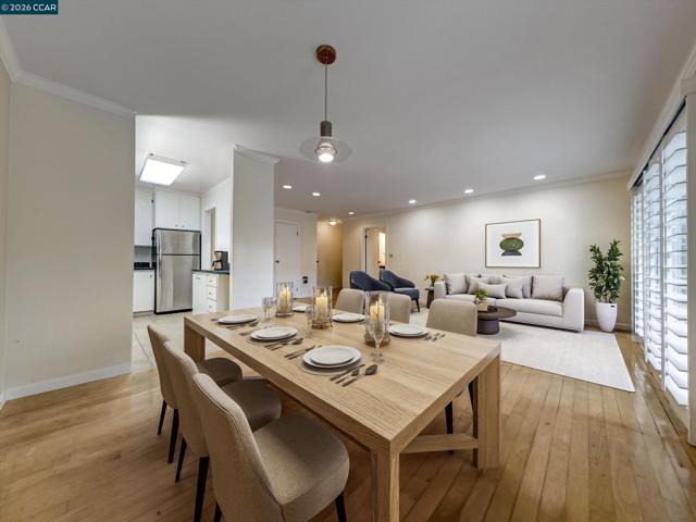 820 N Delaware St, San Mateo CA: https://media.crmls.org/mediaz/e52b0d4c-8dac-44e3-a740-00702b6a3834.jpg