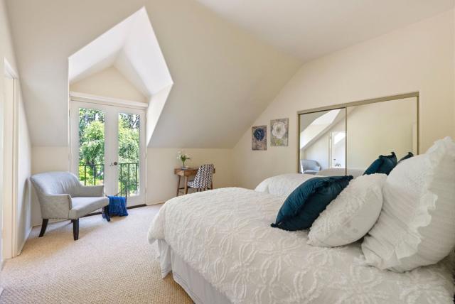4071 Los Altos Drive, Pebble Beach CA: https://media.crmls.org/mediaz/e52b0fbe-b061-43e9-baf9-00e4ef122ff9.jpg