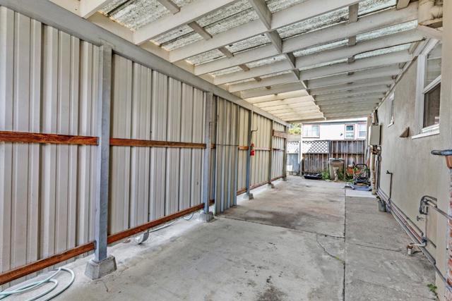 200 Cayuga Avenue, San Francisco CA: https://media.crmls.org/mediaz/e52ccfde-c882-4621-8c35-62305b31cdea.jpg