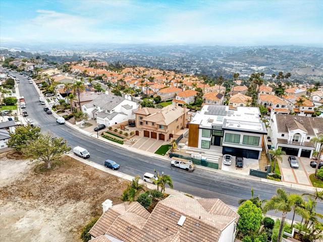 36 Coronado Pointe, Laguna Niguel CA: https://media.crmls.org/mediaz/e52dec36-260a-449b-8c4d-e17d53991137.jpg