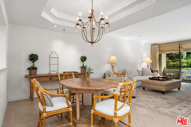 2132 Century Park Lane, Los Angeles CA: https://media.crmls.org/mediaz/e52df29b-6549-4153-aef3-27cb596347e8.jpg