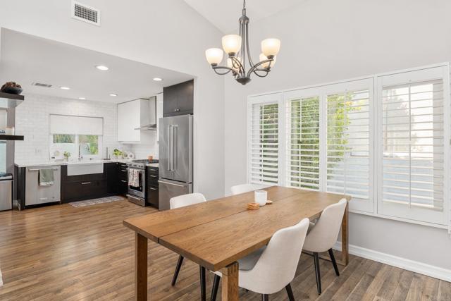 Detail Gallery Image 14 of 43 For 1756 Still Water Glen, Escondido,  CA 92026 - 2 Beds | 2 Baths