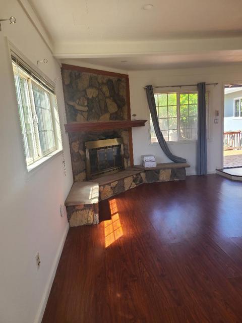 4879 Boone Drive, Fremont CA: https://media.crmls.org/mediaz/e52fef3b-2eda-44f4-8d38-aedcf930b0ee.jpg