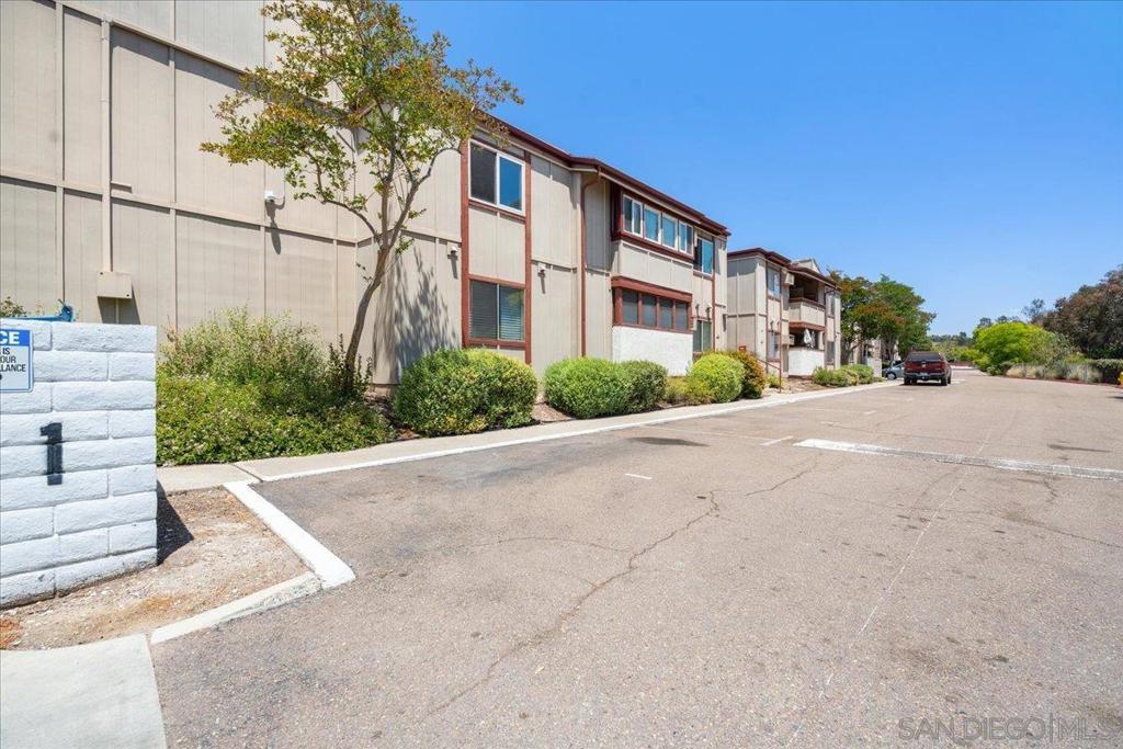 5473 Adobe Falls Rd - photo 20