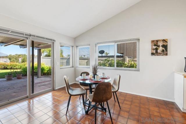 16071 Sun Summit Pt, San Diego CA: https://media.crmls.org/mediaz/e53116f7-ab9d-4df9-8101-b68afb6bd1ab.jpg