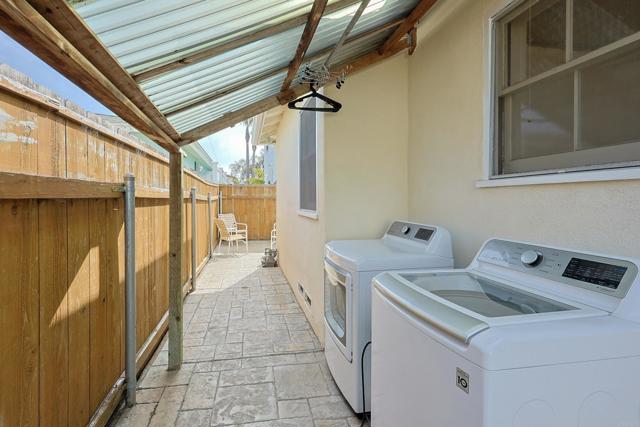 Detail Gallery Image 29 of 48 For 417 5th St, Coronado,  CA 92118 - 3 Beds | 2 Baths