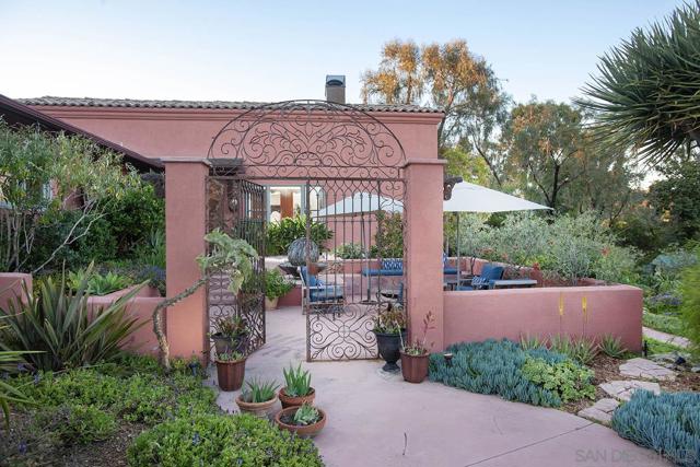 Image 4 of 54 For 502 Quail Gardens Dr