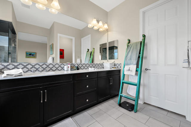 Image 14 of 37 For 84994 Bedero Court