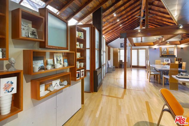 Drew Fenton | 10335 Oletha Lane Los Angeles CA | MLS: 7455546 Drew Fenton | 10335 Oletha Lane Los Angeles CA | MLS: 7455546