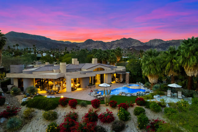 950 Andreas Canyon Drive, Palm Desert CA: https://media.crmls.org/mediaz/e532bc53-1a82-49a1-8612-196d3860cb79.jpg
