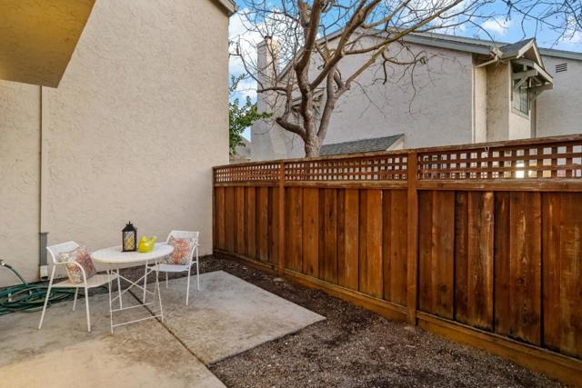 340 W Sunnyoaks Avenue, Campbell CA: https://media.crmls.org/mediaz/e533542e-b929-452c-b00a-c6812178c5f7.jpg