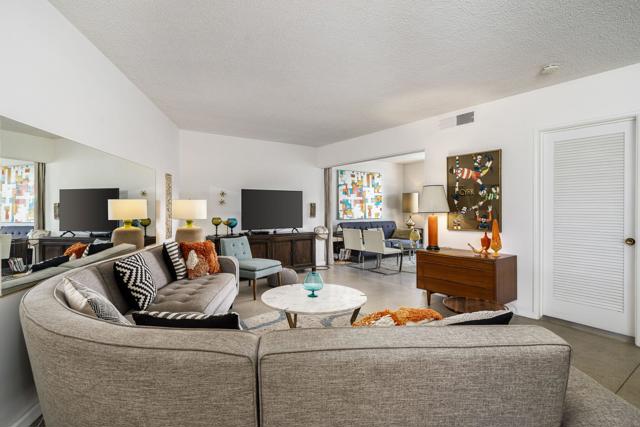1943 E Tachevah Drive, Palm Springs CA: https://media.crmls.org/mediaz/e5344132-8bd2-4cf3-bc70-f1fdc1ec806a.jpg