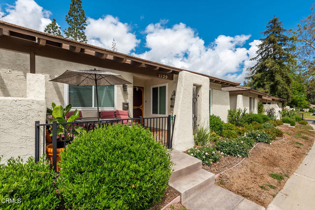 Detail Gallery Image 4 of 28 For 1129 Glenbridge Cir, Westlake Village,  CA 91361 - 2 Beds | 2 Baths