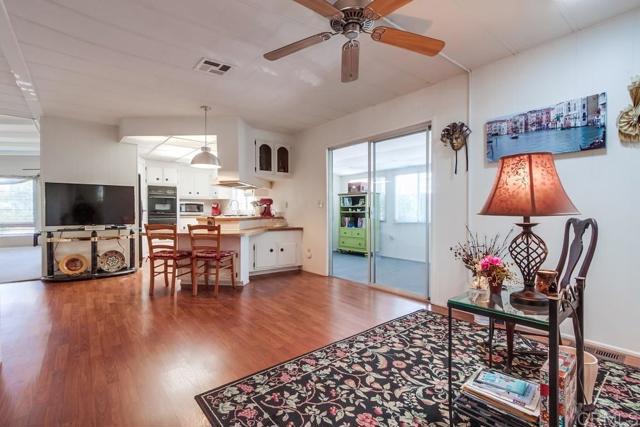 Detail Gallery Image 19 of 48 For 276 N El Camino Real #97,  Oceanside,  CA 92058 - 2 Beds | 2 Baths