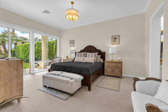 75273 Spyglass Drive, Indian Wells CA: https://media.crmls.org/mediaz/e5369f32-c8a3-414e-8d1c-e18fd4bca129.jpg