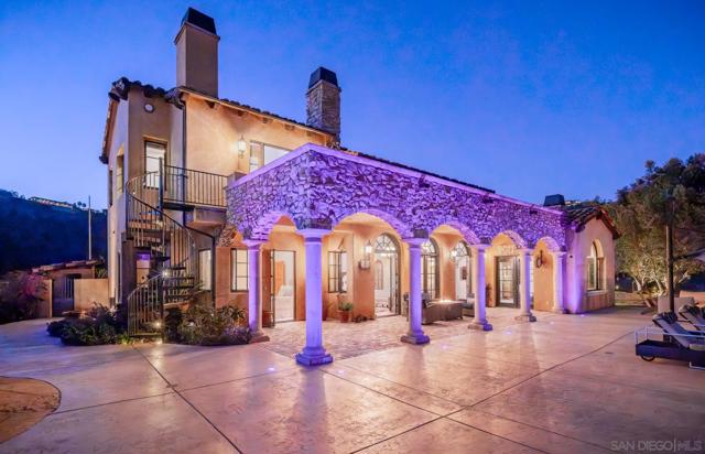 18113 El Brazo, Rancho Santa Fe CA: https://media.crmls.org/mediaz/e53706be-5fe9-466d-9ec4-365fa2b098ef.jpg