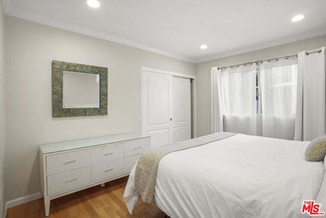 2101 Ocean Avenue, Santa Monica CA: https://media.crmls.org/mediaz/e537220f-ca42-4e0f-a232-1784bbcdf128.jpg