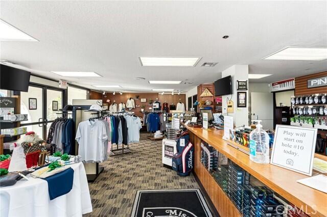 8567 Clubhouse Boulevard, Desert Hot Springs CA: https://media.crmls.org/mediaz/e537ae1f-5175-4513-aa4a-041e4b56b221.jpg