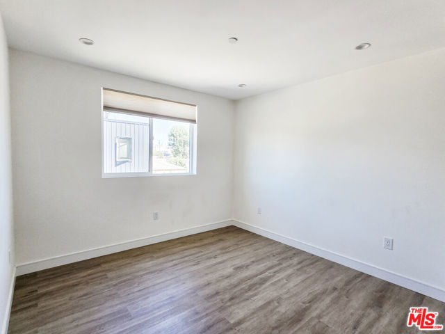 3524 S Bronson Avenue, Los Angeles CA: https://media.crmls.org/mediaz/e537c0f0-30b1-498d-9eed-8485a1a08405.jpg