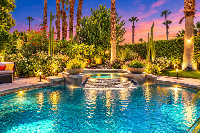 58 Sutton Place E, Palm Desert, CA 92211