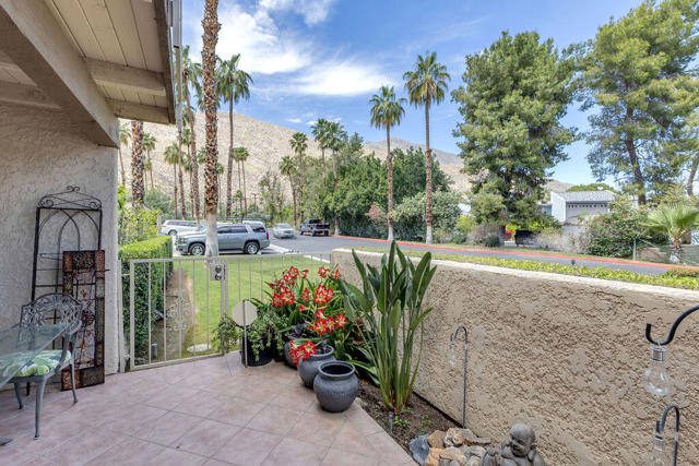 Image 25 of 35 For 2180 Palm Canyon Drive 34