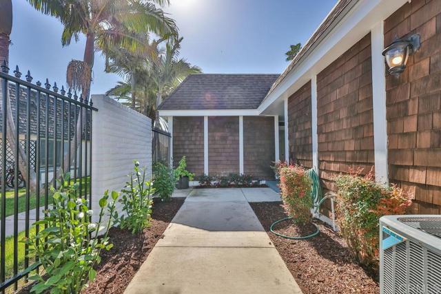 79 half moon bend, Coronado, California 92118, 3 Bedrooms Bedrooms, ,2 BathroomsBathrooms,Residential Lease,For Rent,79 half moon bend,CRPTP2306211