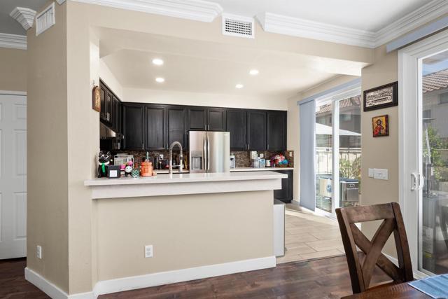 Detail Gallery Image 12 of 42 For 2259 Lago Ventana, Chula Vista,  CA 91914 - 3 Beds | 2/1 Baths