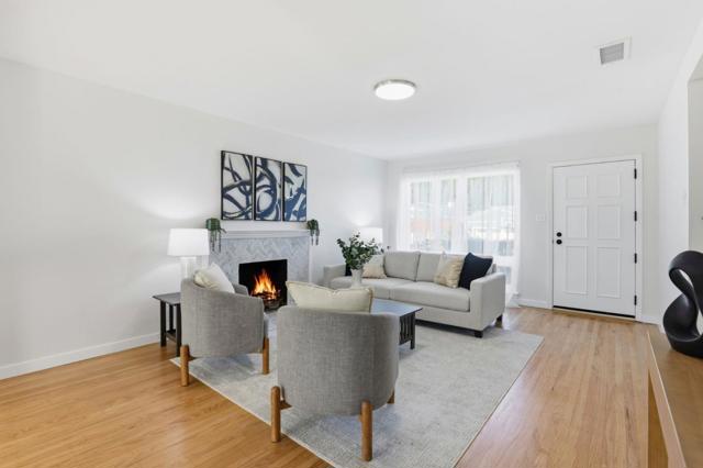 321 Southcliff Avenue, South San Francisco CA: https://media.crmls.org/mediaz/e53b9028-f576-43f2-ab4d-cd1b584cbd9f.jpg