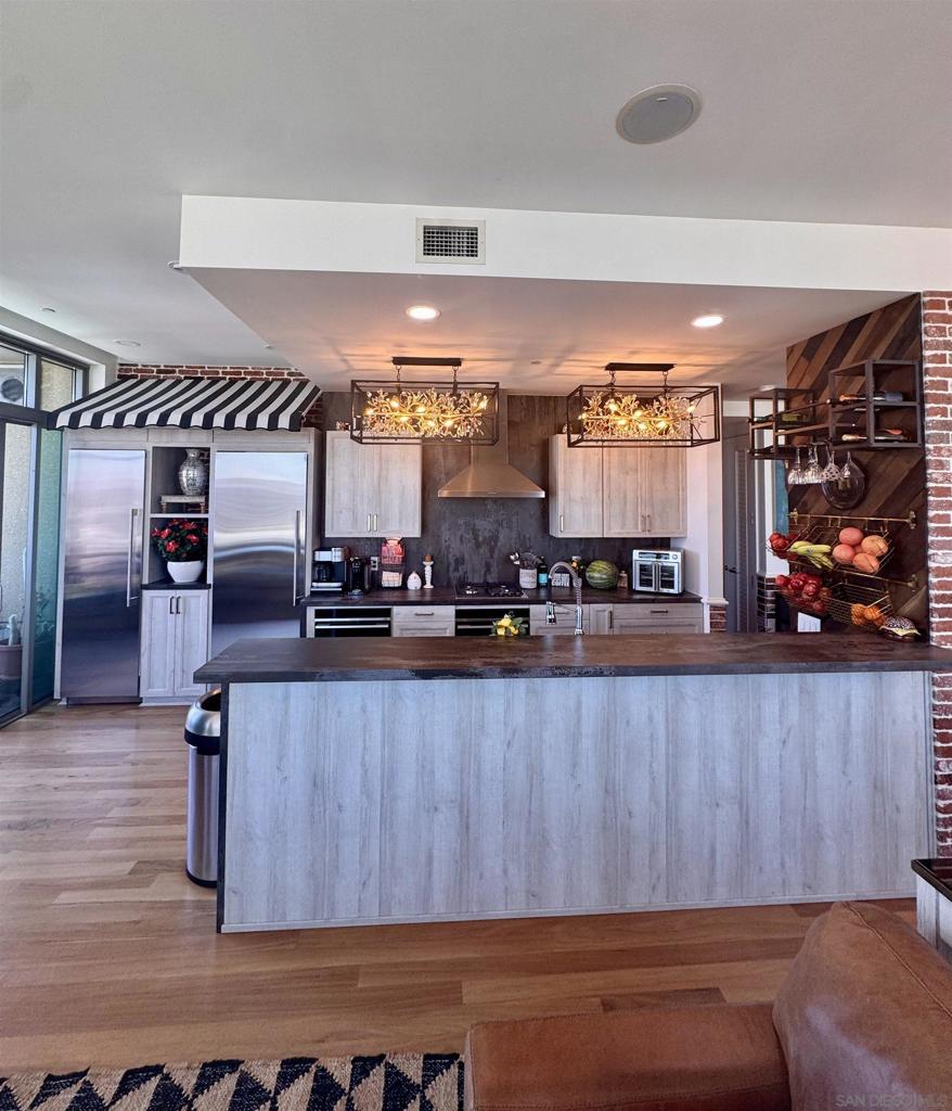 MLS #250036609SD img 9