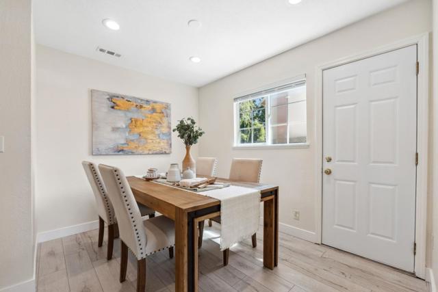 1776 Via Flores, San Jose CA: https://media.crmls.org/mediaz/e53c35f1-f4d0-4528-913b-99f8fb474e32.jpg