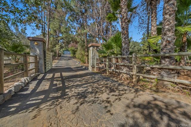 Image 43 of 60 For 3887 Buena Creek Road