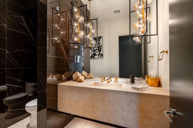 108 Waterford Circle, Rancho Mirage CA: https://media.crmls.org/mediaz/e53dd140-b6d1-43b0-8bf2-1d318058837c.jpg