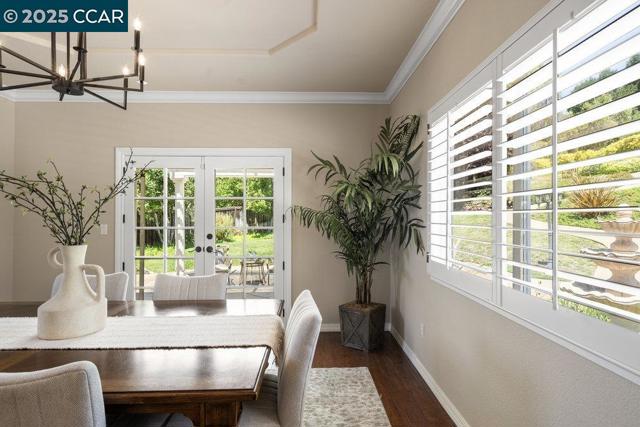 825 Bertram St, Walnut Creek CA: https://media.crmls.org/mediaz/e53f5ddd-20e2-43cd-a1ec-8dd27e123856.jpg