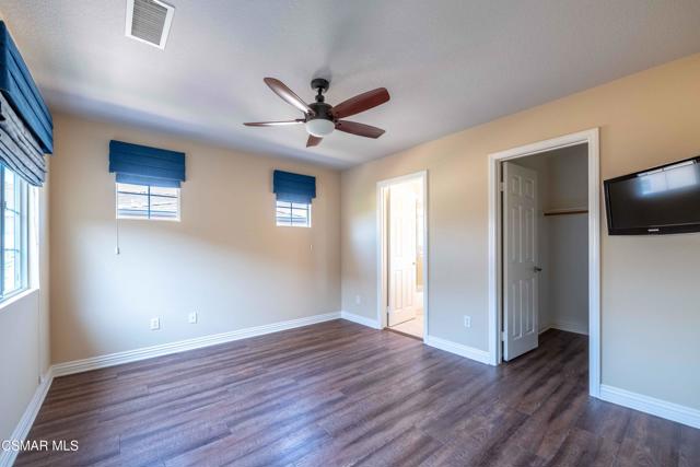 3194 Sunset Hills Boulevard, Thousand Oaks CA: https://media.crmls.org/mediaz/e540f007-460e-4309-9d6b-5e9b1e785bfe.jpg