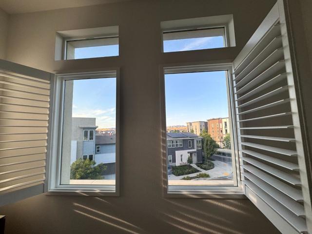 5808 Nugget Way, Dublin CA: https://media.crmls.org/mediaz/e541093e-2170-4053-9427-1b61eb5e892b.jpg