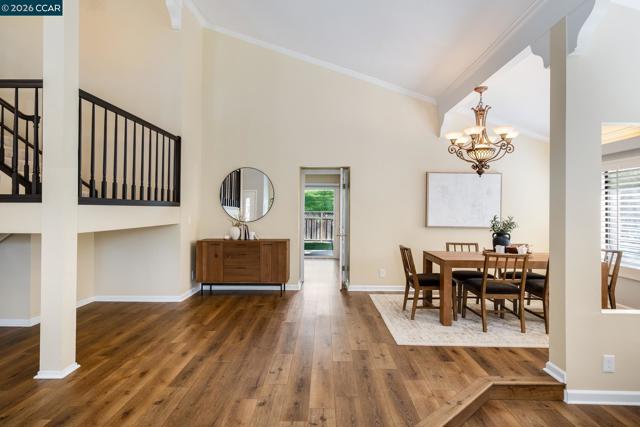 Image 5 of 32 For 855 Columbine Ct