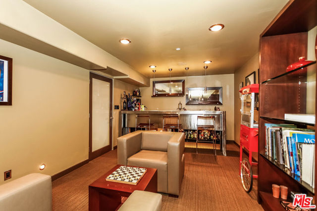 1929 N CURSON Place, Los Angeles CA: https://media.crmls.org/mediaz/e542b6a0-6902-4658-94ed-b066ba53492b.jpg