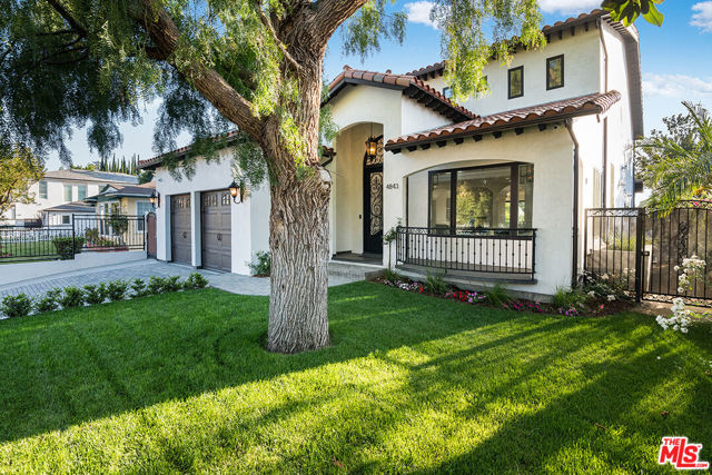 4843 Ledge Avenue photo 1
