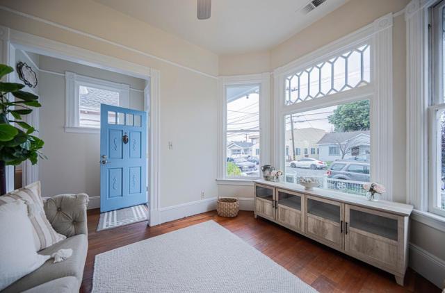 332 Capitol Street, Salinas CA: https://media.crmls.org/mediaz/e543e326-8380-4acb-9503-5e43f500f507.jpg