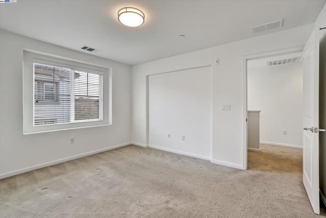 2890 Kew Ave, Livermore CA: https://media.crmls.org/mediaz/e5441b53-2bf7-45e1-8139-3dd13e9dfce0.jpg
