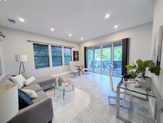 1380 Brookline Loop, Pleasanton CA: https://media.crmls.org/mediaz/e5453902-b17d-4c38-a174-8f3b95f353ab.jpg