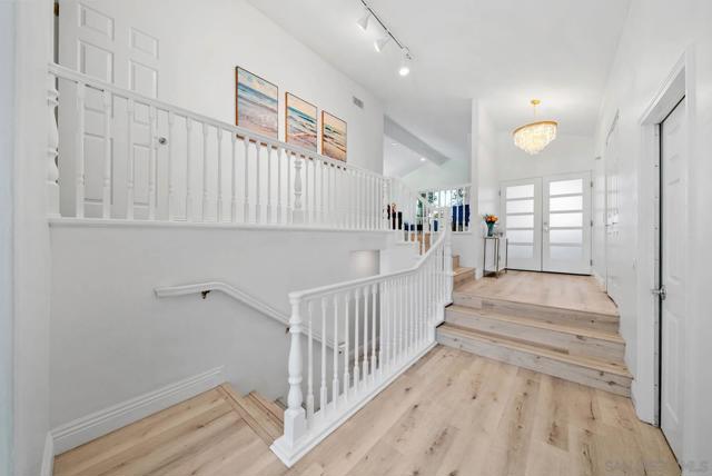 17221 Cloudcroft Dr, Poway CA: https://media.crmls.org/mediaz/e545d33b-92a8-4ada-a064-1f9683e0f5f7.jpg
