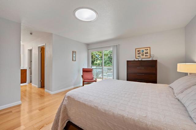 987 Lane Avenue, Mountain View CA: https://media.crmls.org/mediaz/e545f189-c40b-4e7b-888e-d55e7a2b43a8.jpg