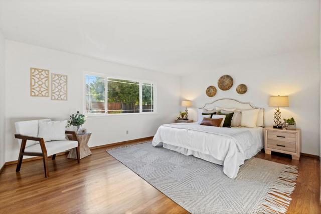 626 Harvester Drive, Foster City CA: https://media.crmls.org/mediaz/e546d74c-846f-4da3-b91b-64d3080b6215.jpg