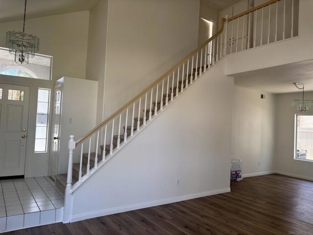 14018 Via Corsini, San Diego CA: https://media.crmls.org/mediaz/e5492b35-e99f-4274-af04-31041ac962ee.jpg