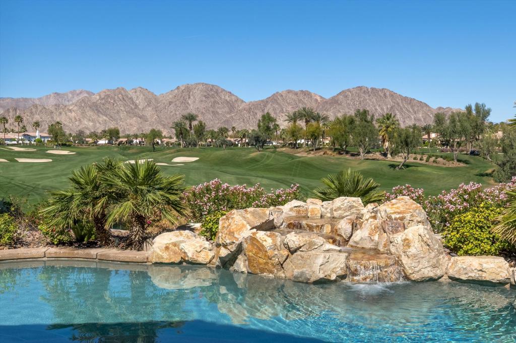 MLS #219138516DA image #2