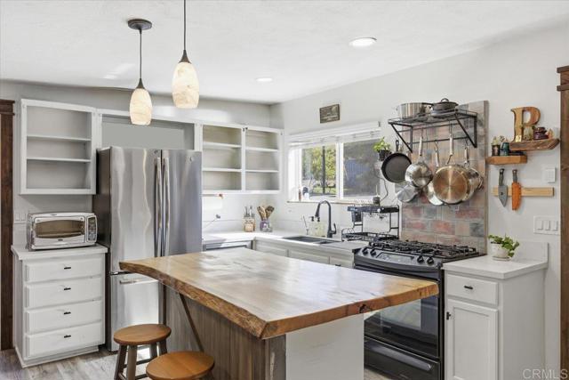 Detail Gallery Image 11 of 51 For 29824 Oak Dr., Campo,  CA 91906 - 2 Beds | 2/1 Baths