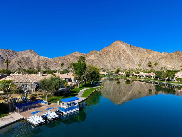 48211 Vista De Nopal, La Quinta CA: https://media.crmls.org/mediaz/e54a009d-c826-45ad-96b6-bb1a09b21b18.jpg