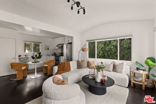 1434 24th Street photo 4